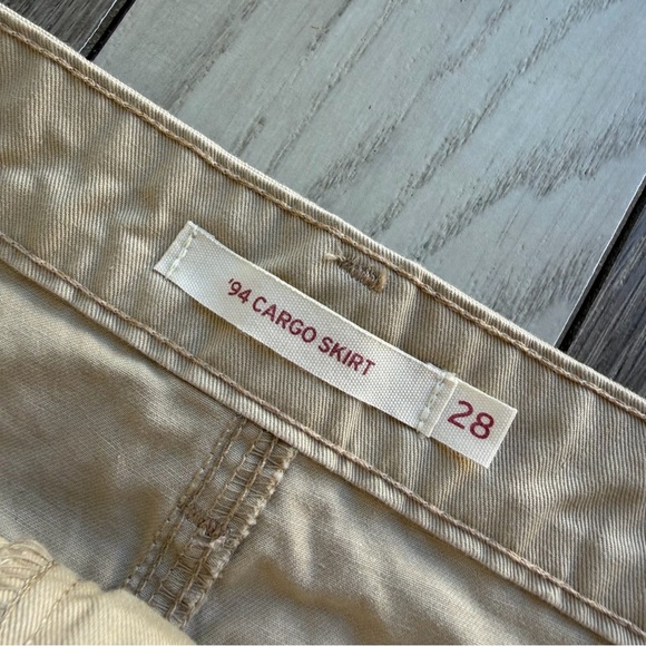 Levi’s 94 Cargo Mini Skirt - Picture 3 of 5